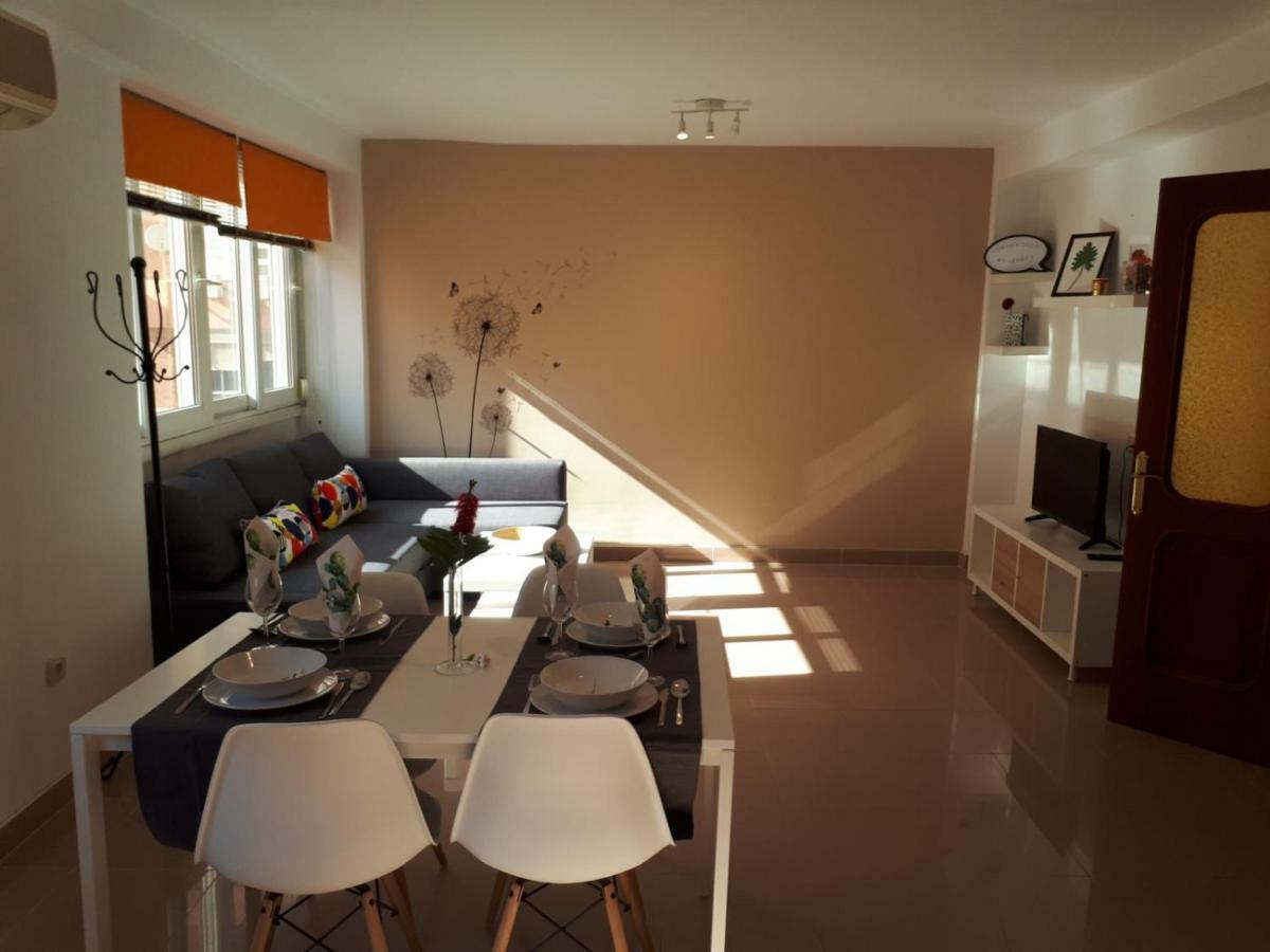 Ferienwohnung La Casa De Blanca. Coqueto Piso Centrico Y Cerca De Todo Almería Exterior foto