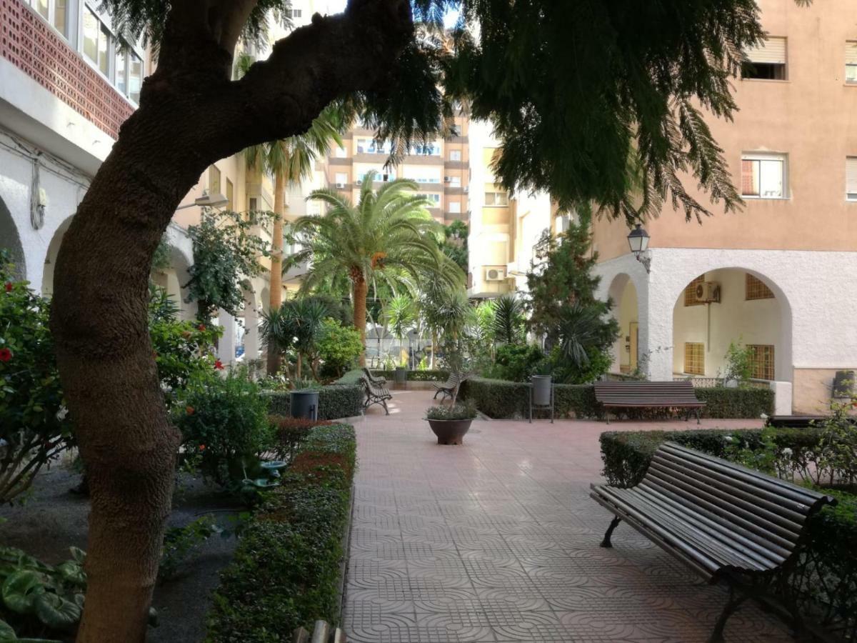 Ferienwohnung La Casa De Blanca. Coqueto Piso Centrico Y Cerca De Todo Almería Exterior foto